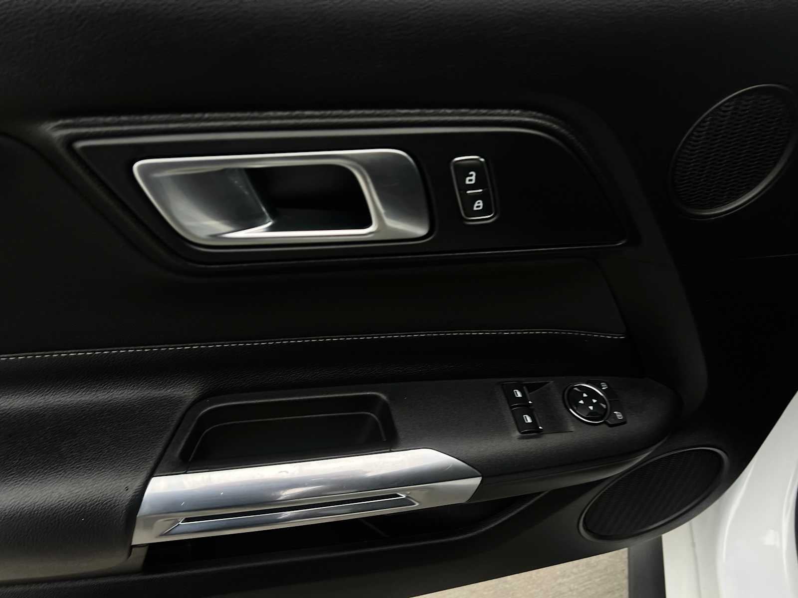 2021 Ford Mustang EcoBoost