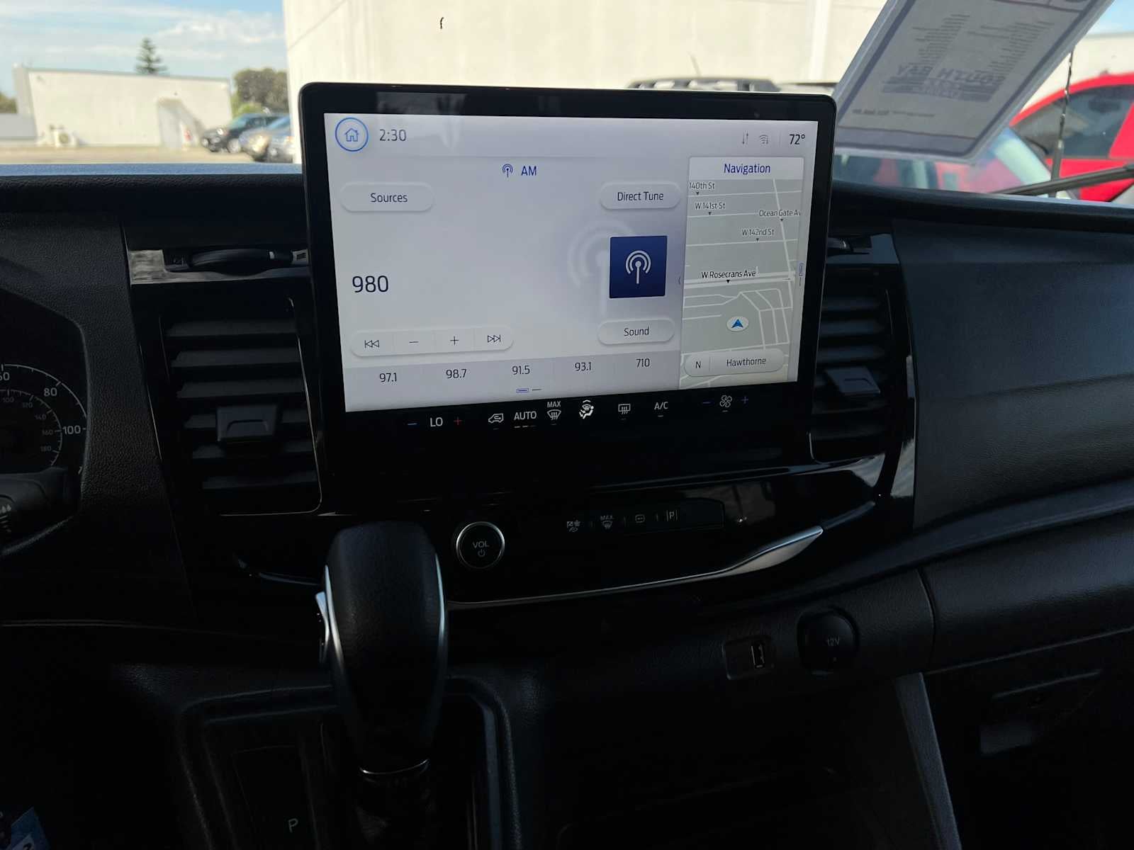 2023 Ford Transit Passenger XLT