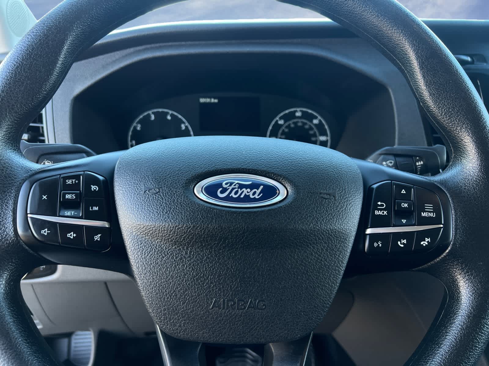 2024 Ford Transit Passenger Wagon XLT