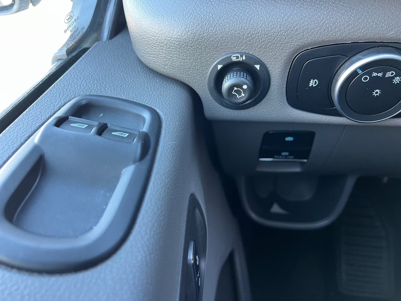 2024 Ford Transit Passenger Wagon XLT