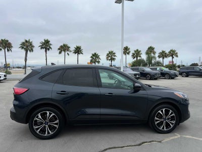 2022 Ford Escape SE Hybrid