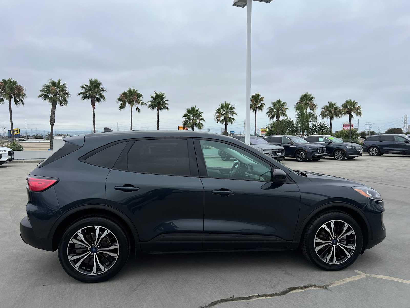 2022 Ford Escape SE Hybrid