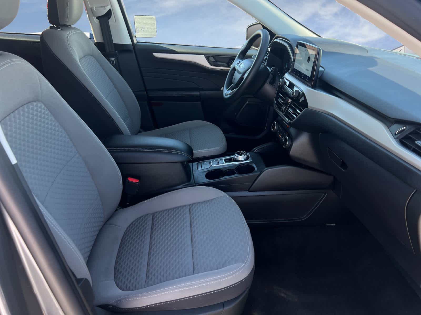 2022 Ford Escape SE Hybrid