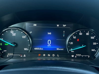 2022 Ford Escape SE Hybrid