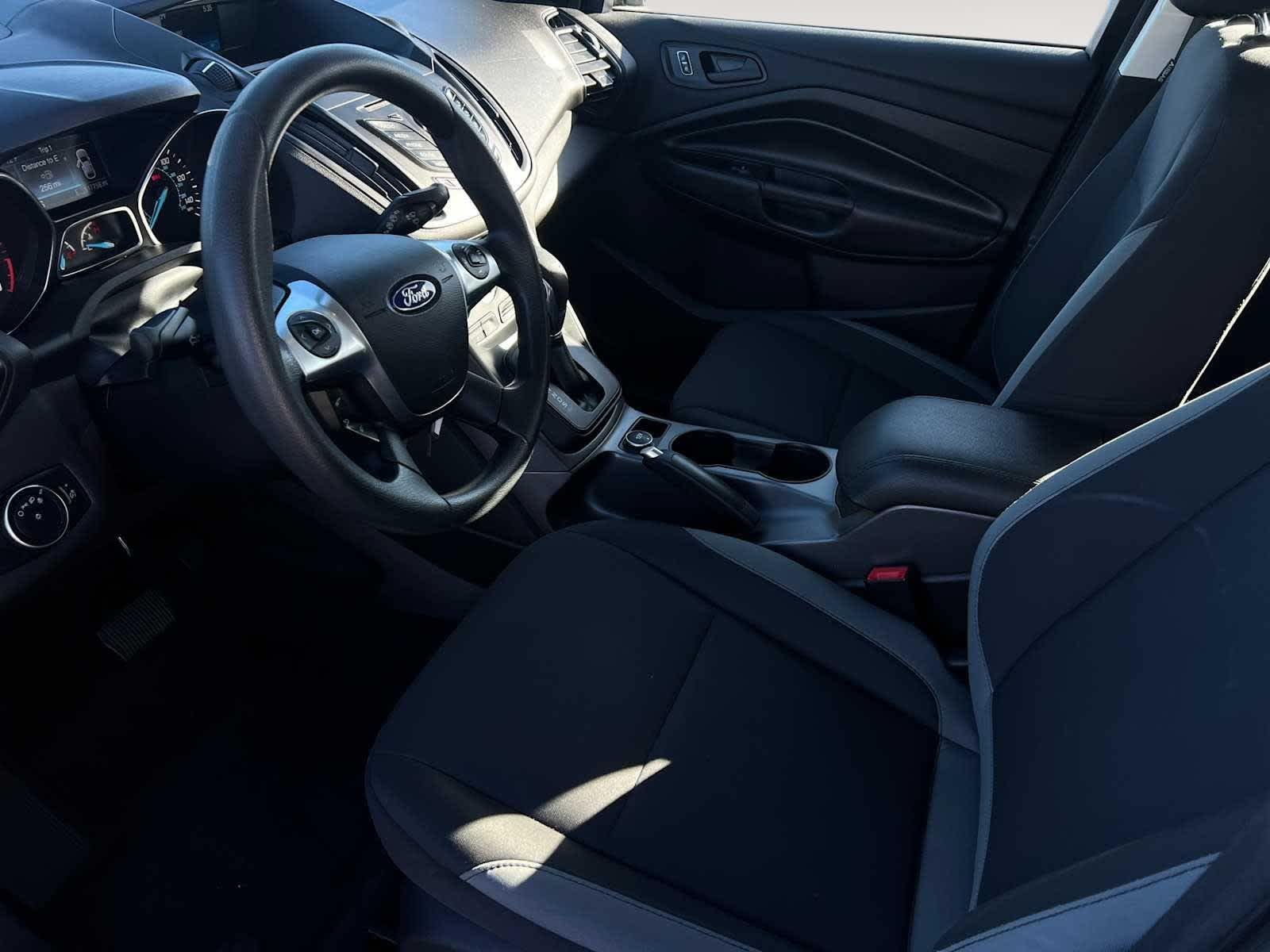 2016 Ford Escape S