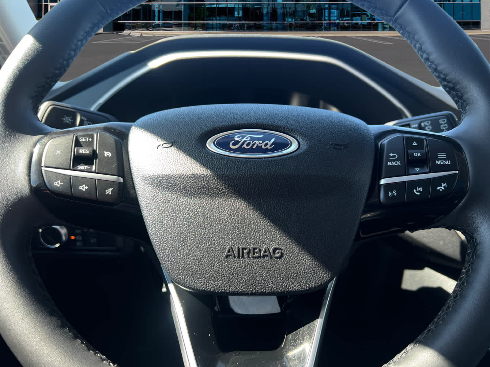 2022 Ford Escape SE Hybrid