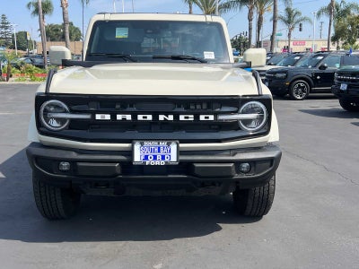 2025 Ford Bronco Outer Banks