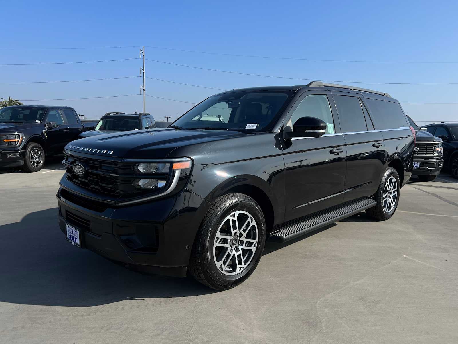 2025 Ford Expedition Max Active