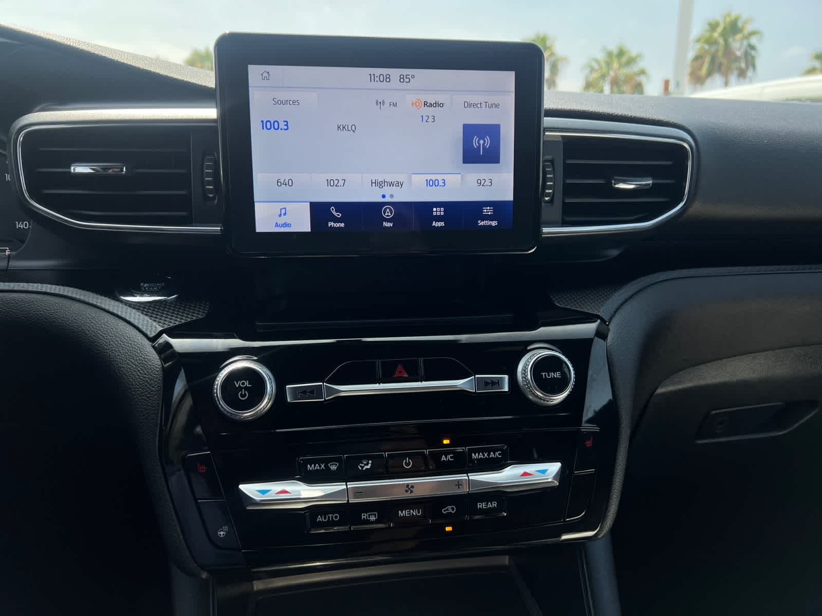 2024 Ford Explorer ST-Line