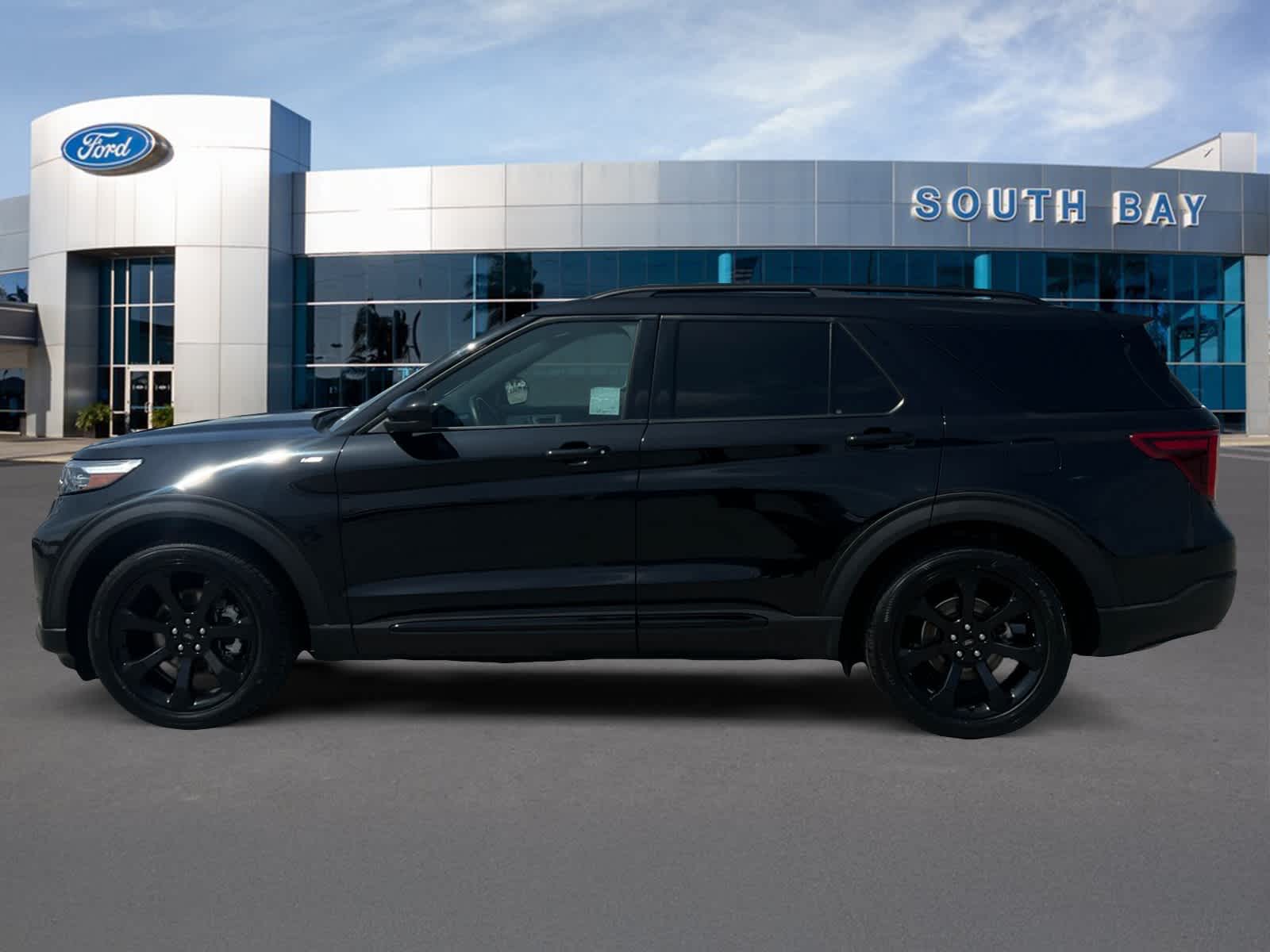 2024 Ford Explorer ST-Line