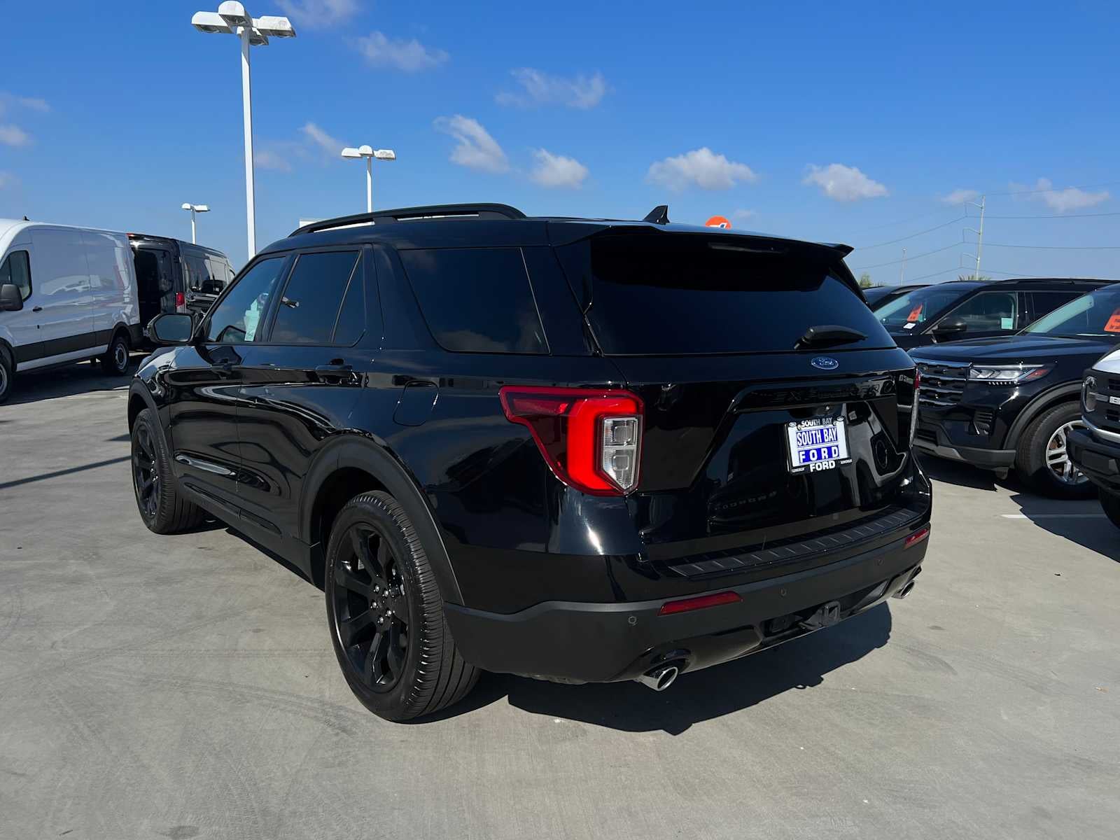 2023 Ford Explorer ST-Line