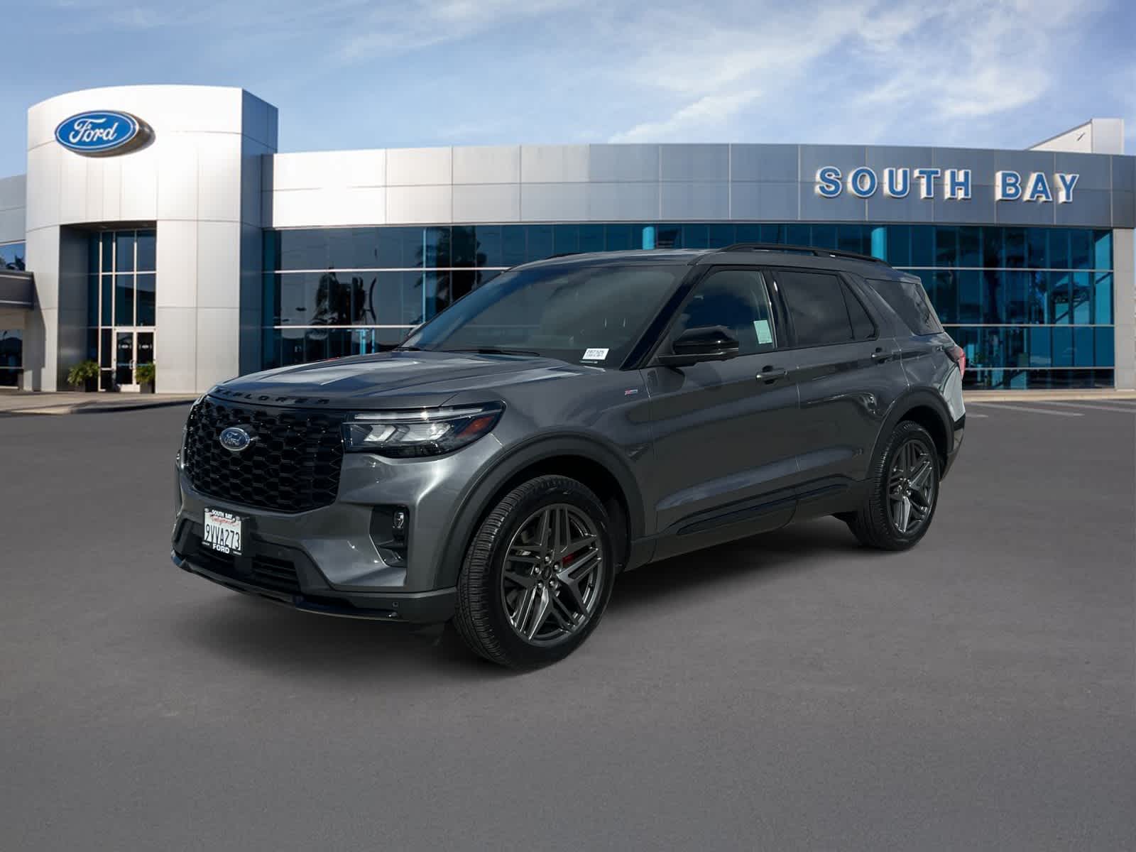 2025 Ford Explorer ST-Line