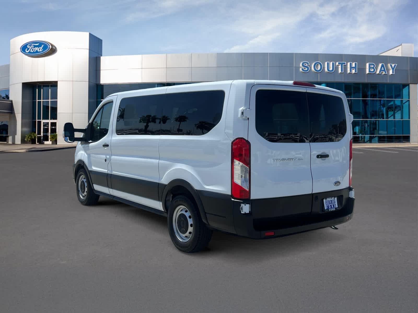 2022 Ford Transit Passenger Wagon XL