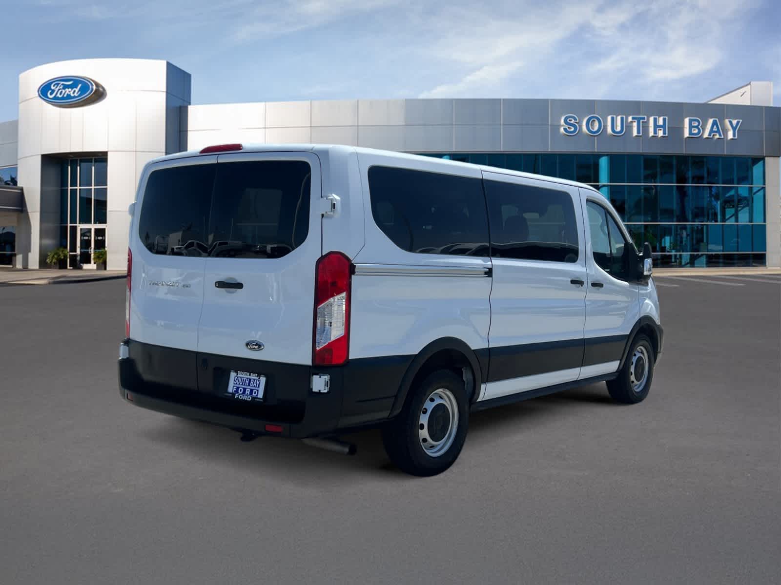 2022 Ford Transit Passenger Wagon XL
