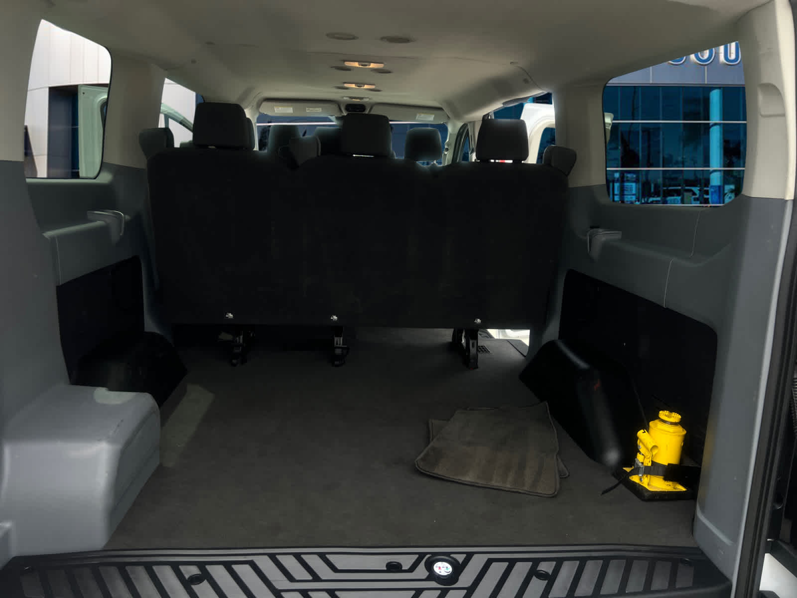 2018 Ford Transit Passenger Wagon XL