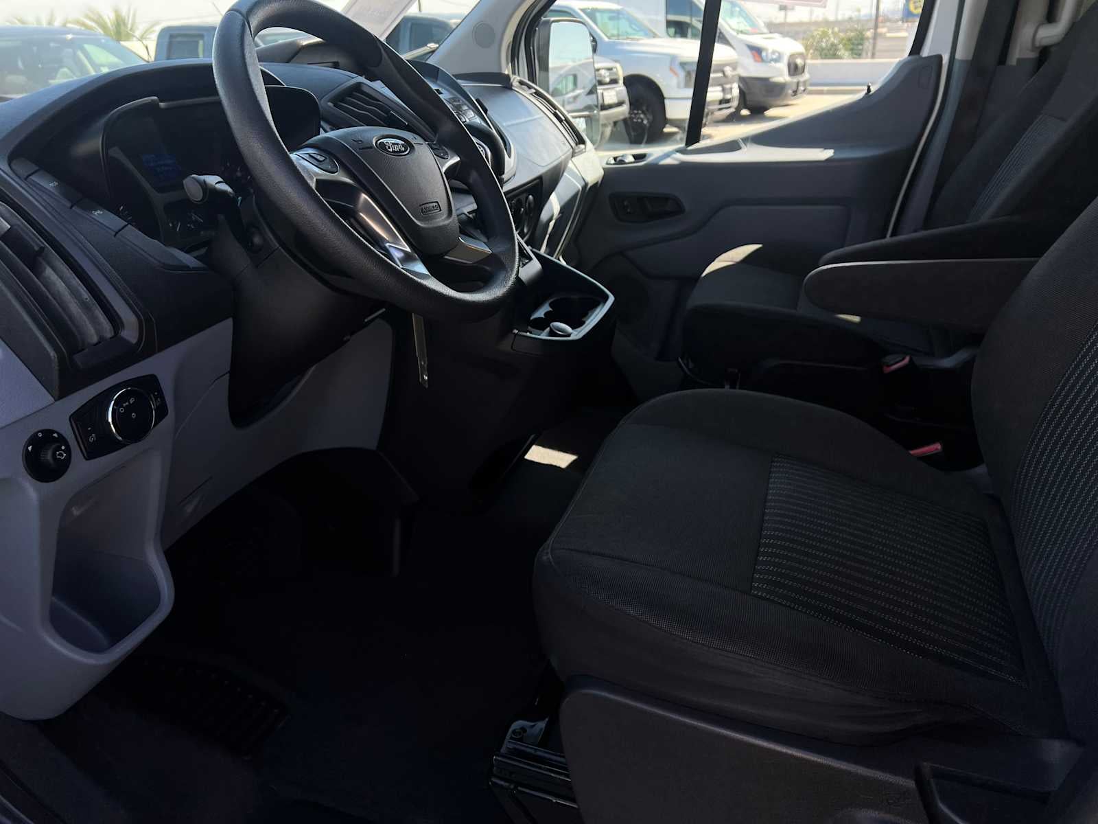 2018 Ford Transit Passenger Wagon XL