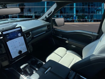 2023 Ford F-150 Lightning Platinum