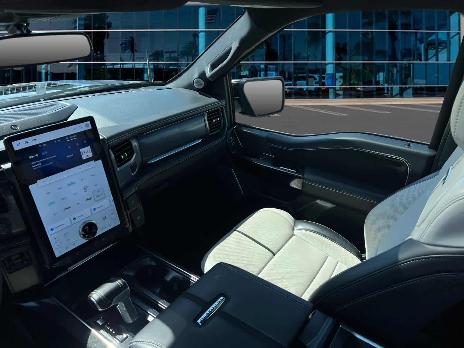 2023 Ford F-150 Lightning Platinum