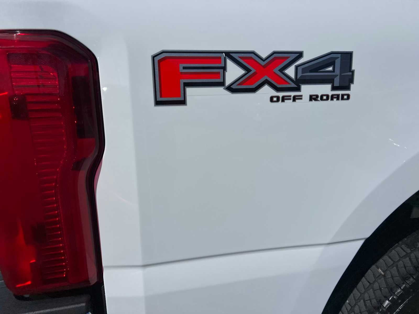 2023 Ford Super Duty F-250 SRW XL