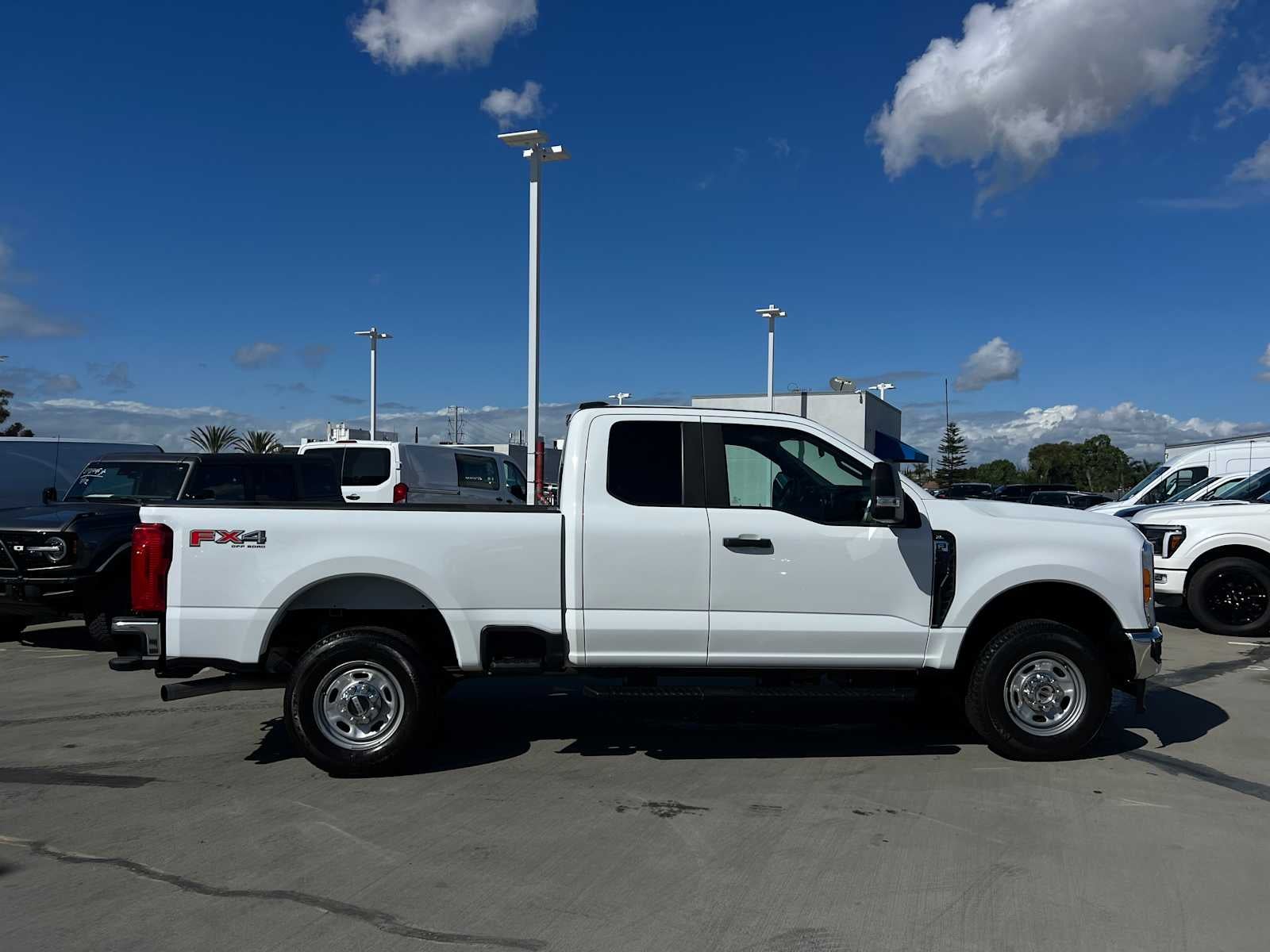 2023 Ford Super Duty F-250 SRW XL