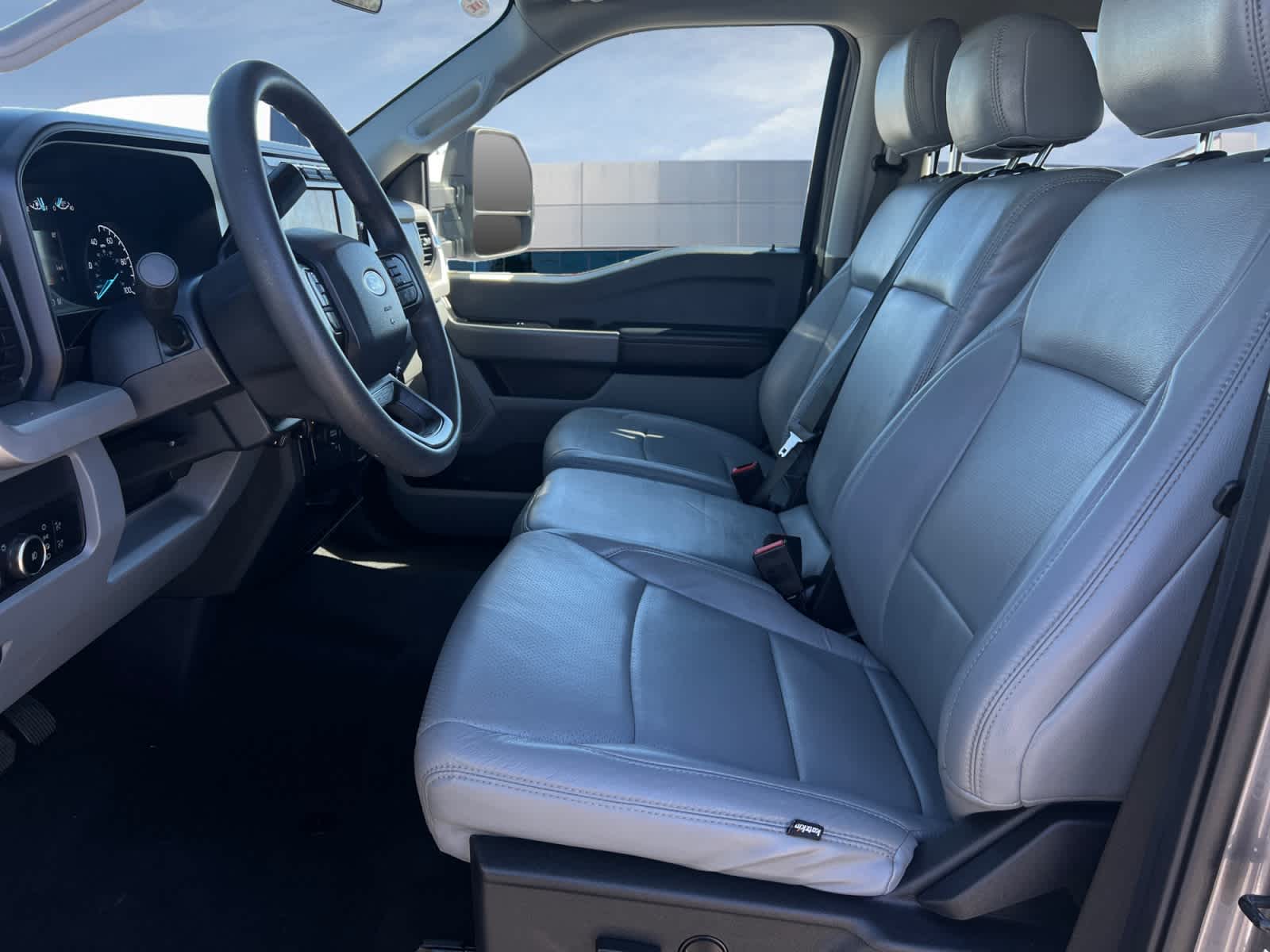 2024 Ford Super Duty F-450 Pickup XLT