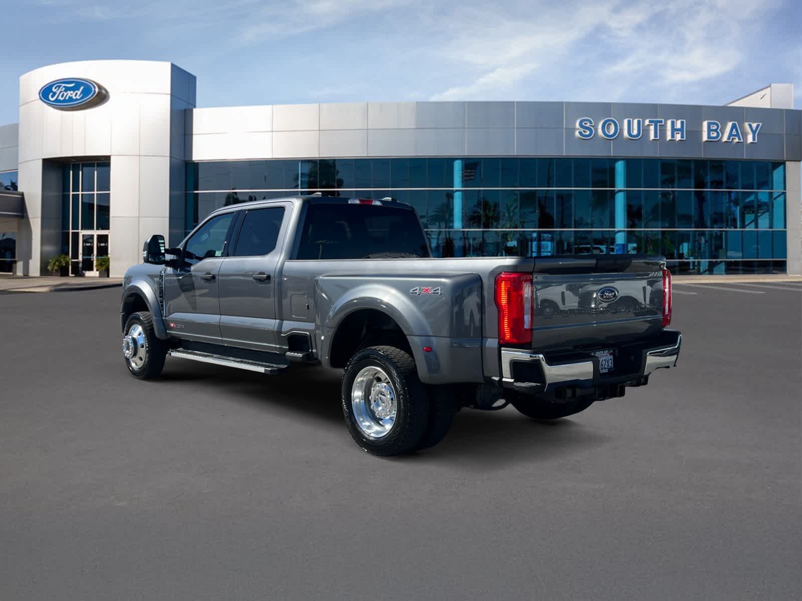 2024 Ford Super Duty F-450 Pickup XLT