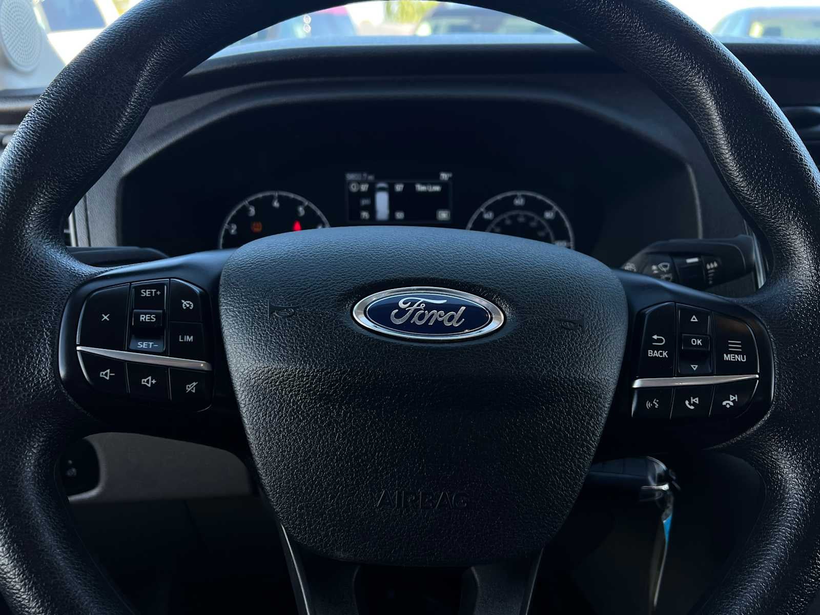 2024 Ford Transit 148 WB Medium Roof Cargo