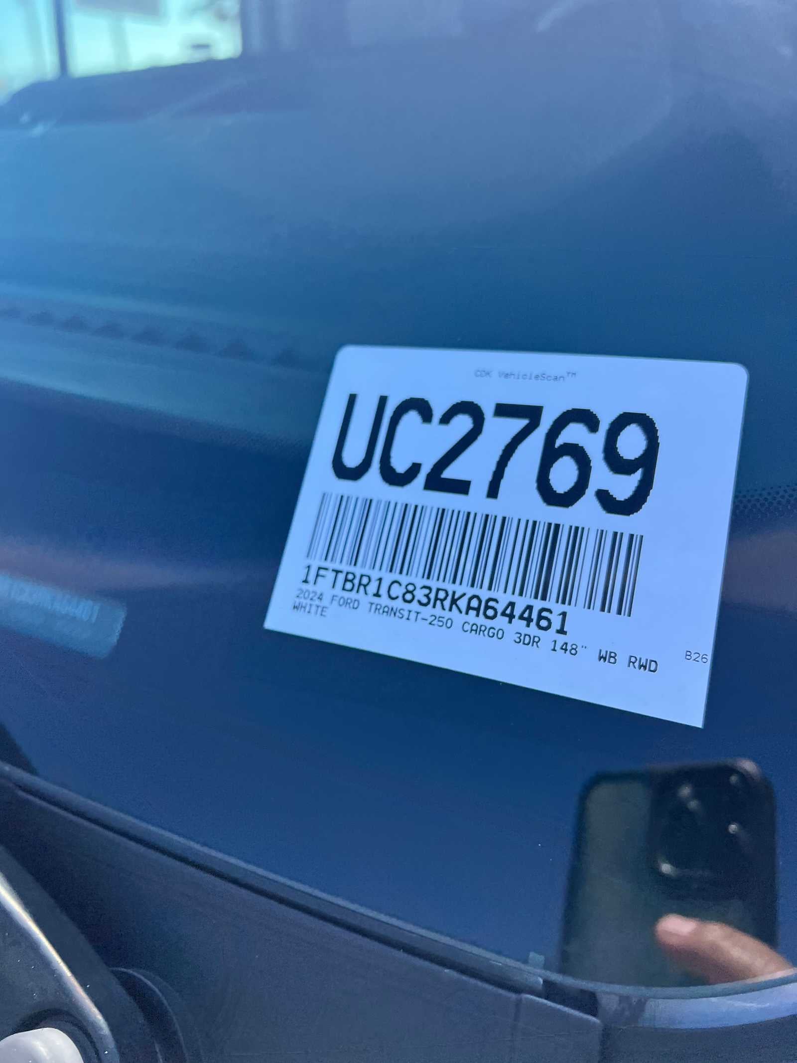 2024 Ford Transit 148 WB Medium Roof Cargo