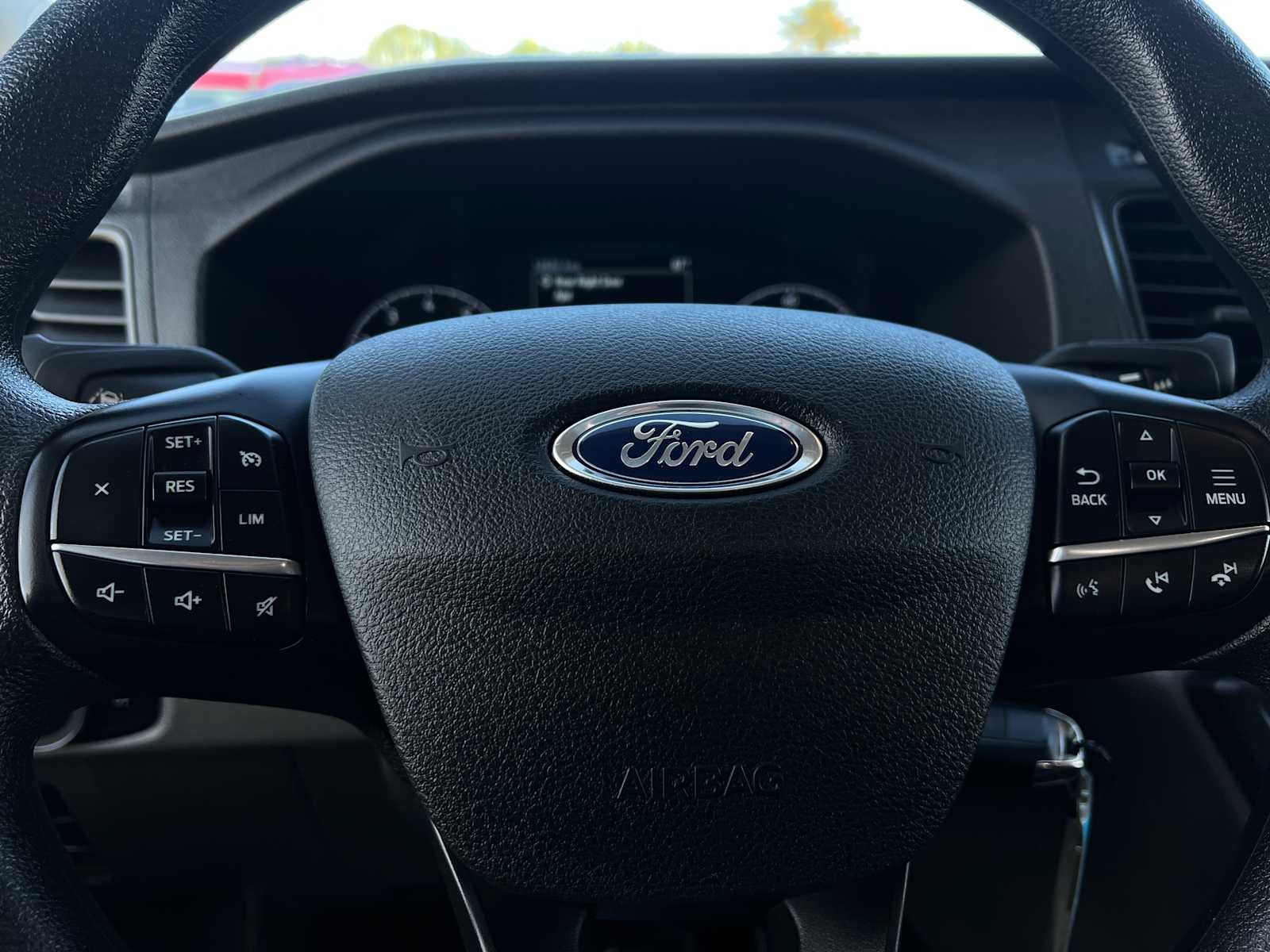 2024 Ford Transit T-250 148" Med Rf 9070 GVWR RWD