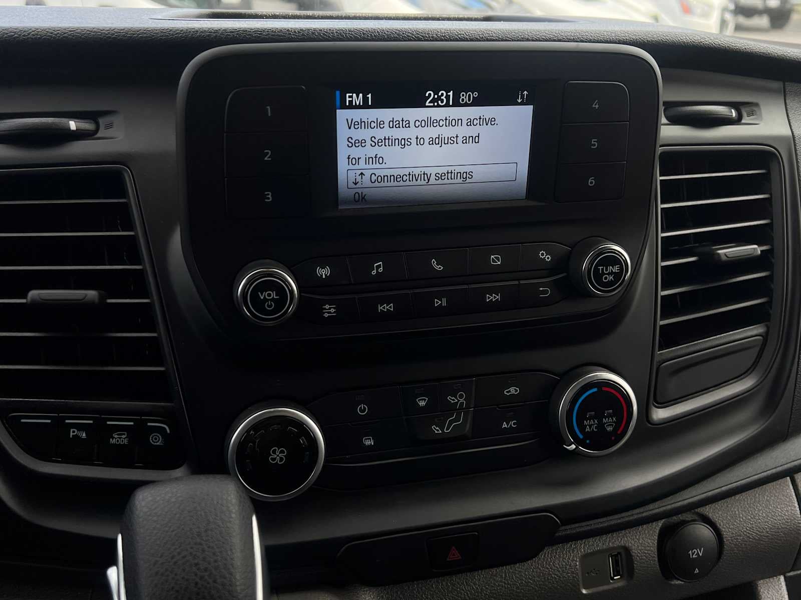 2023 Ford Transit Cargo Van T-250 148" Hi Rf 9070 GVWR RWD