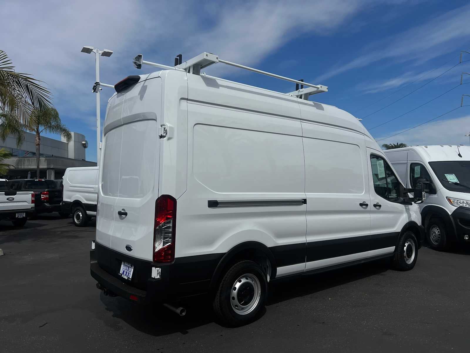 2023 Ford Transit Cargo Van T-250 148" Hi Rf 9070 GVWR RWD