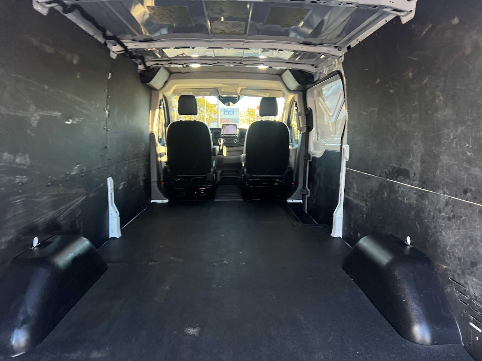 2021 Ford Transit T-250 130" Low Rf 9070 GVWR RWD