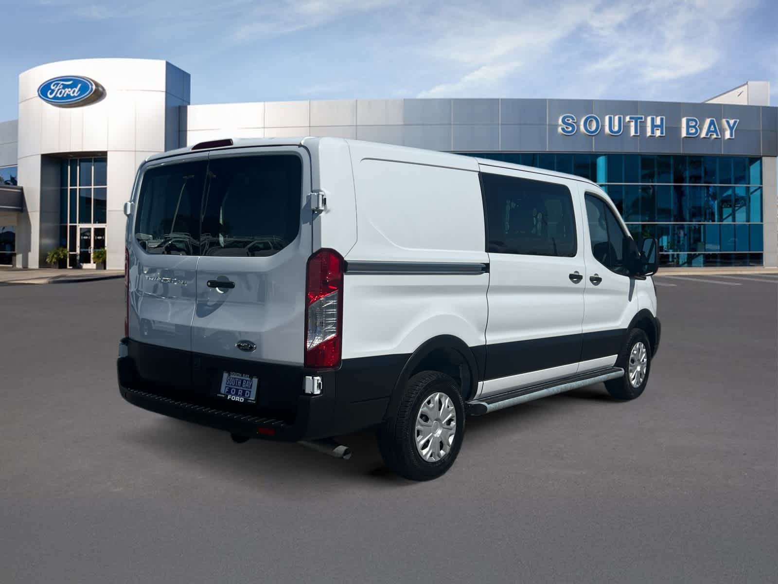 2025 Ford Transit Cargo Van T-250 130" Low Rf 9070 GVWR RWD