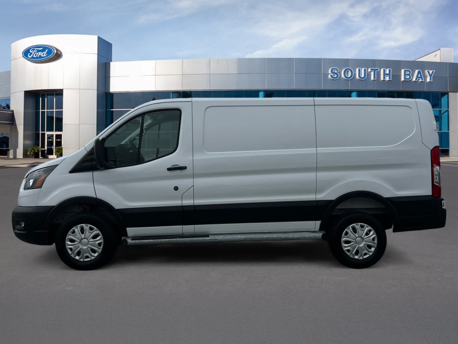 2025 Ford Transit Cargo Van T-250 130" Low Rf 9070 GVWR RWD