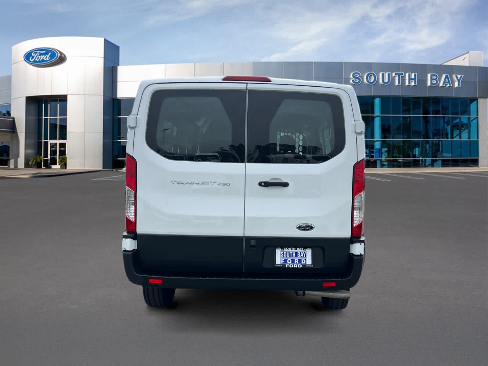 2025 Ford Transit Cargo Van T-250 130" Low Rf 9070 GVWR RWD