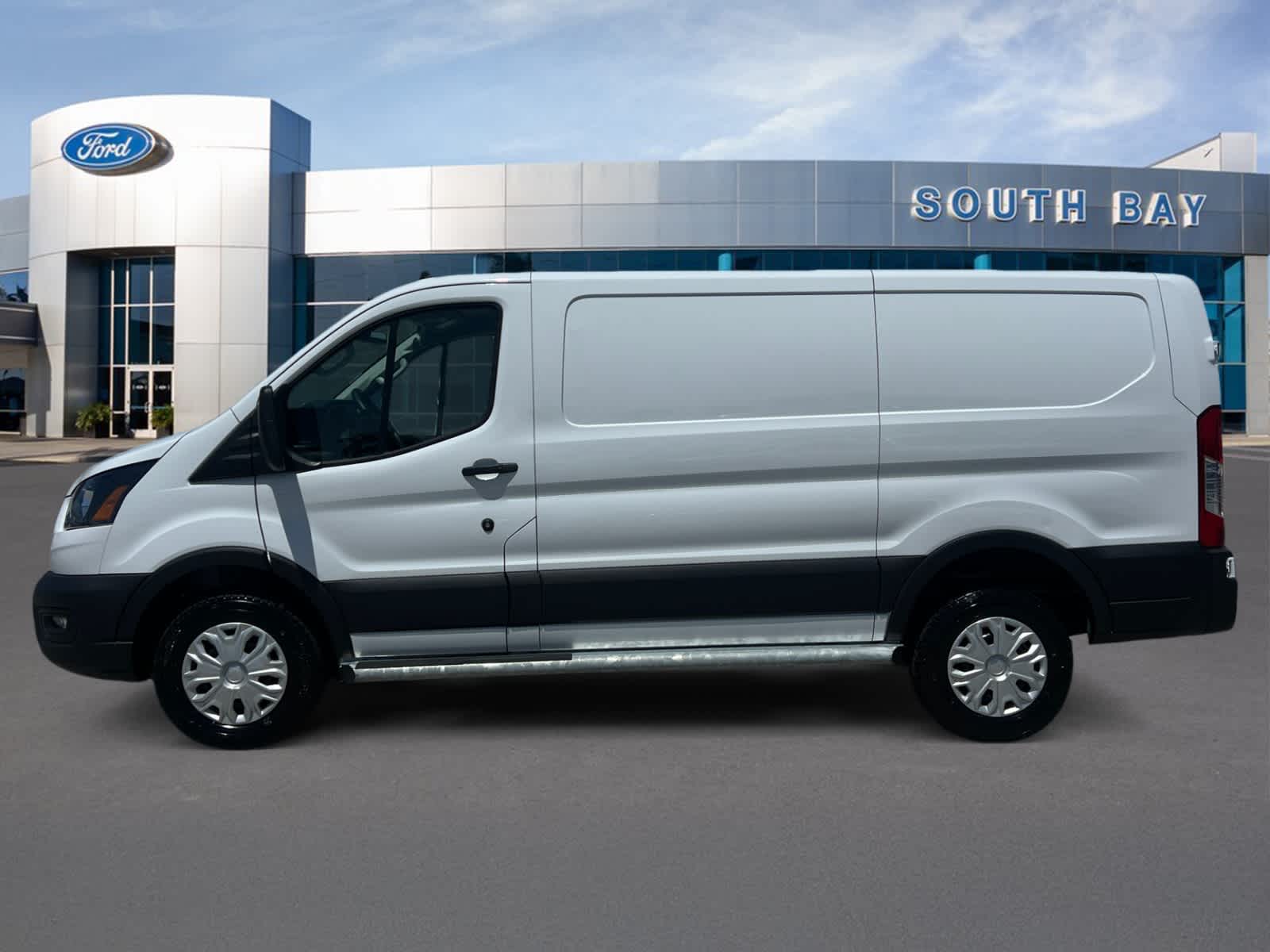 2025 Ford Transit Cargo Van T-250 130" Low Rf 9070 GVWR RWD