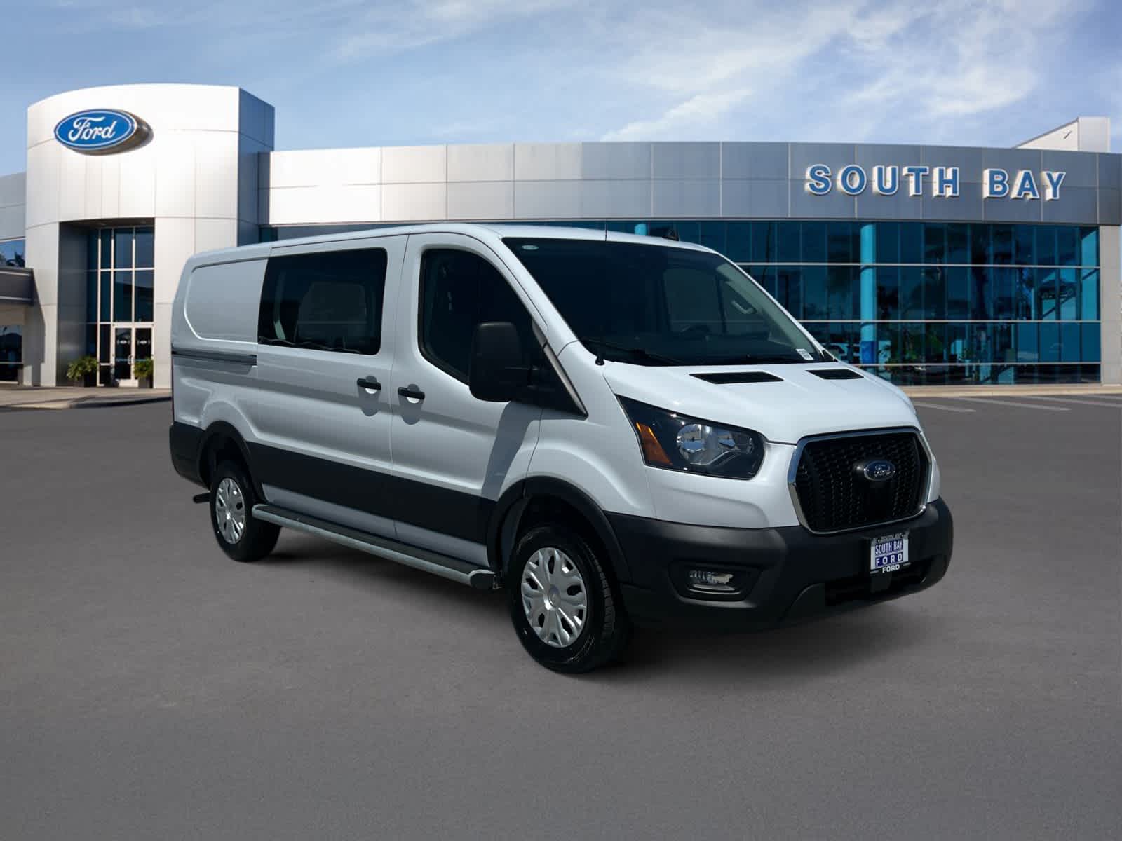 2025 Ford Transit Cargo Van T-250 130" Low Rf 9070 GVWR RWD