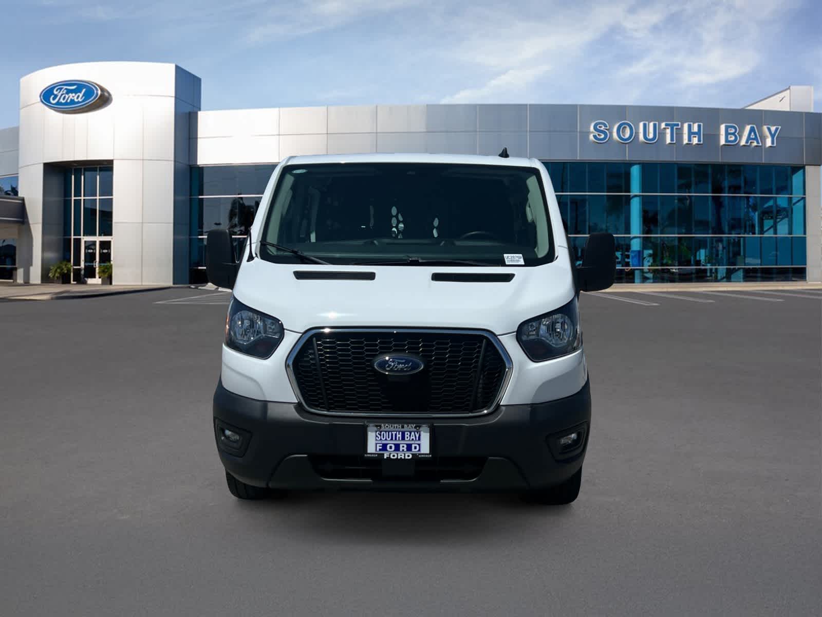 2025 Ford Transit Cargo Van T-250 130" Low Rf 9070 GVWR RWD