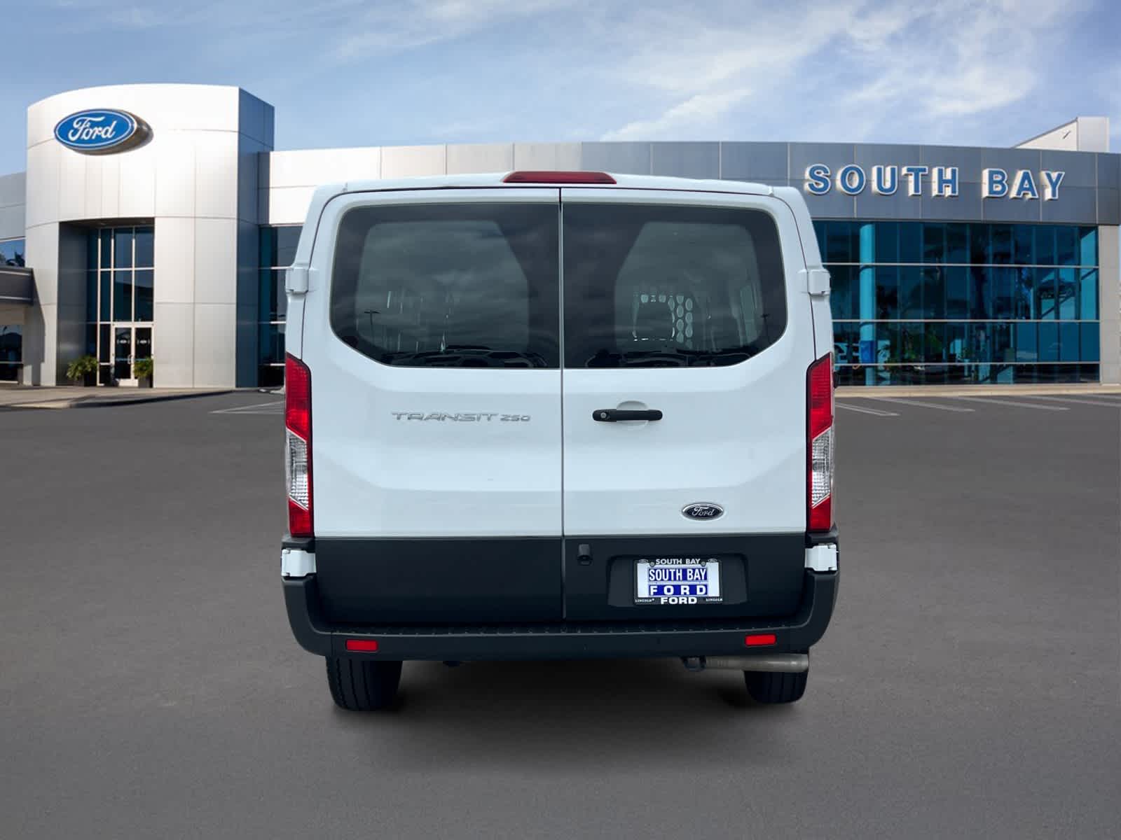 2025 Ford Transit Cargo Van T-250 130" Low Rf 9070 GVWR RWD