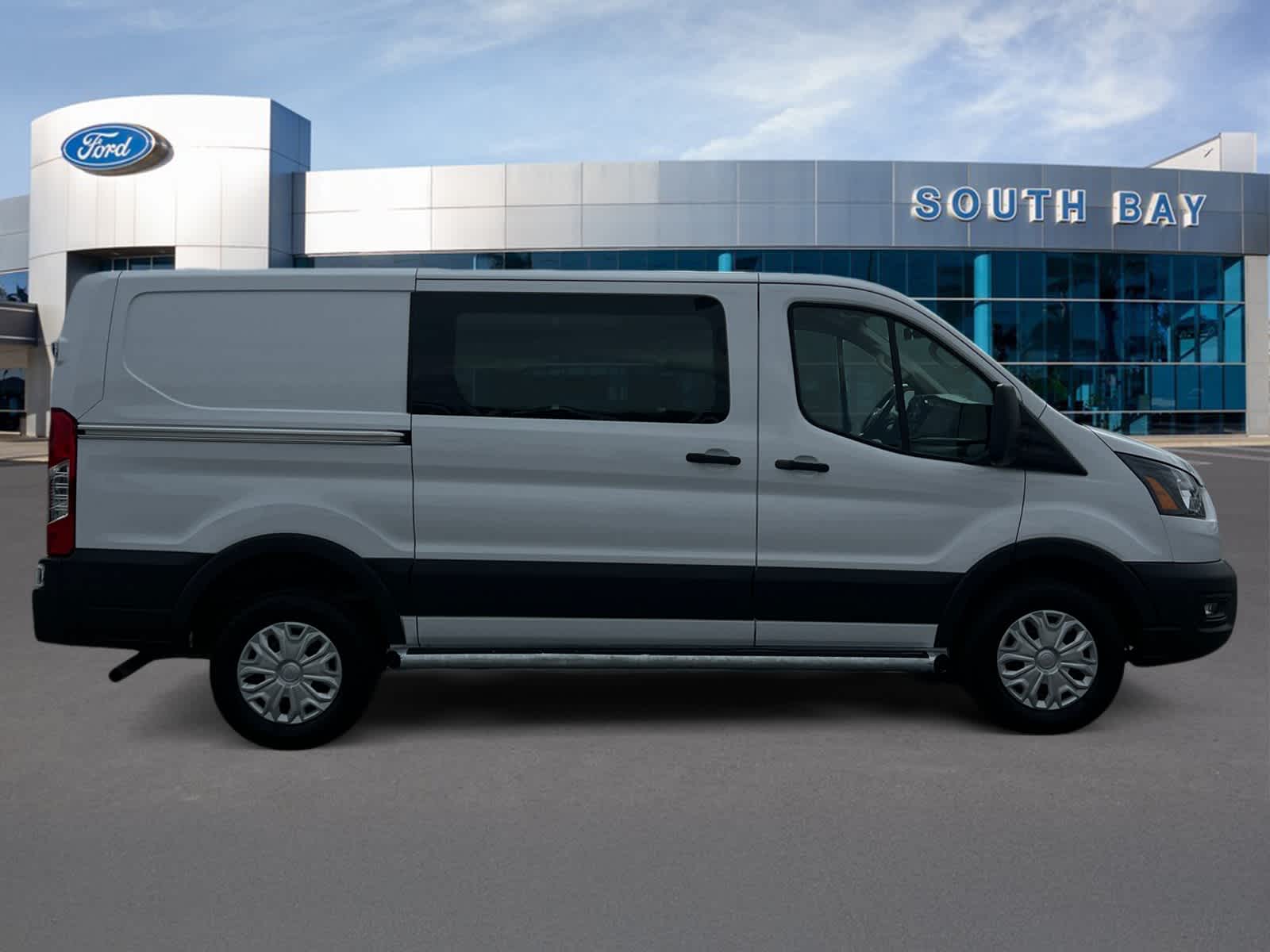 2025 Ford Transit Cargo Van T-250 130" Low Rf 9070 GVWR RWD