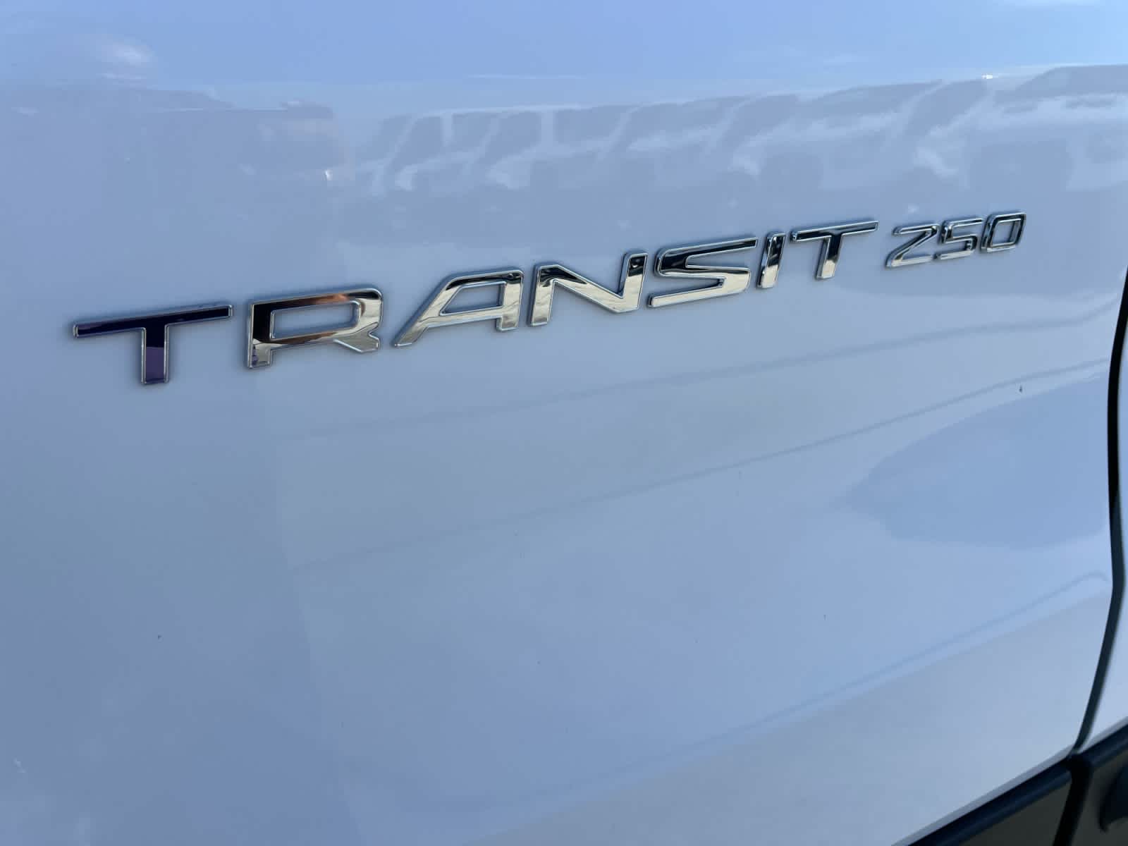 2025 Ford Transit Cargo Van T-250 130" Low Rf 9070 GVWR RWD
