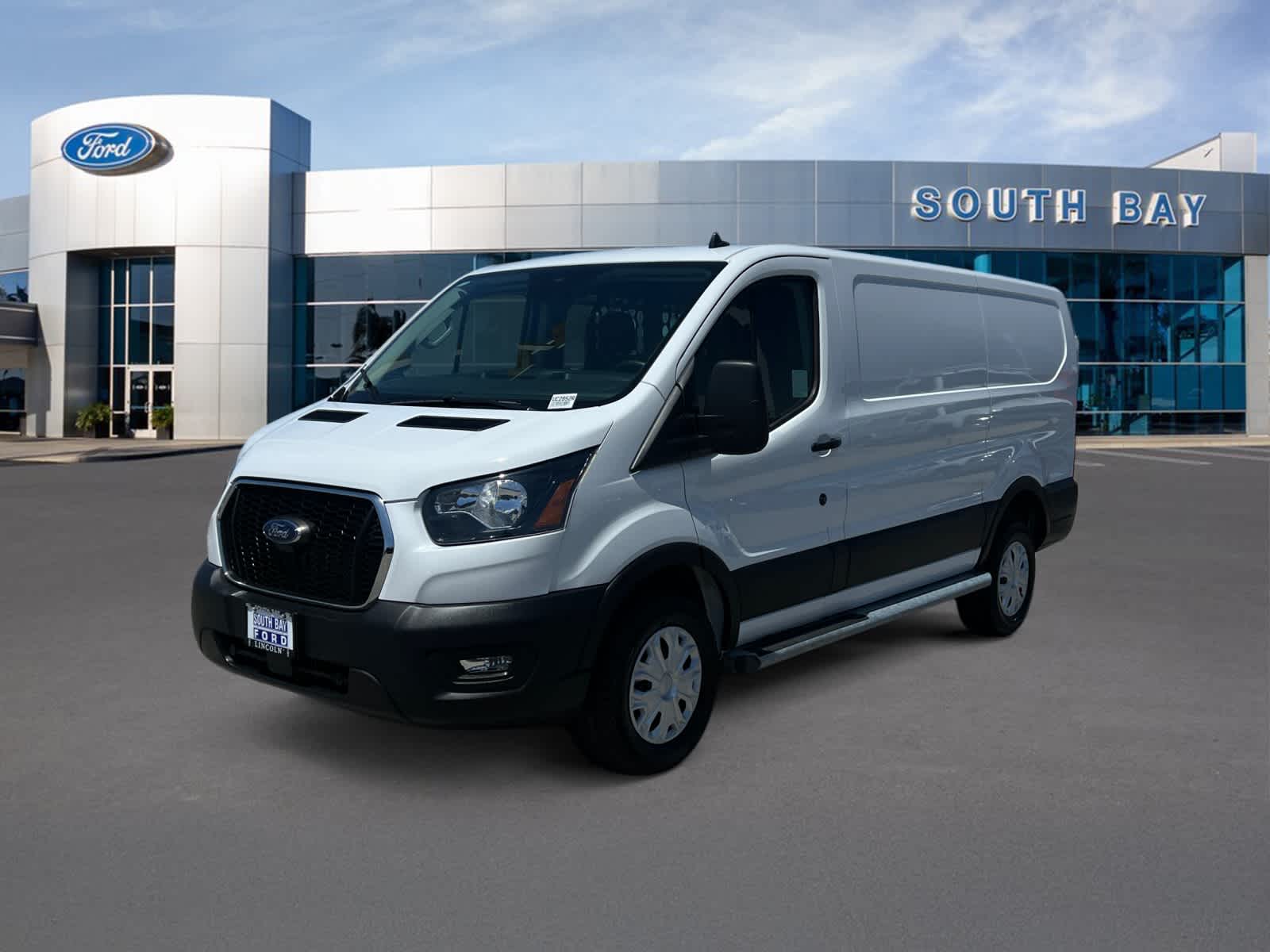 2025 Ford Transit Cargo Van T-250 130" Low Rf 9070 GVWR RWD