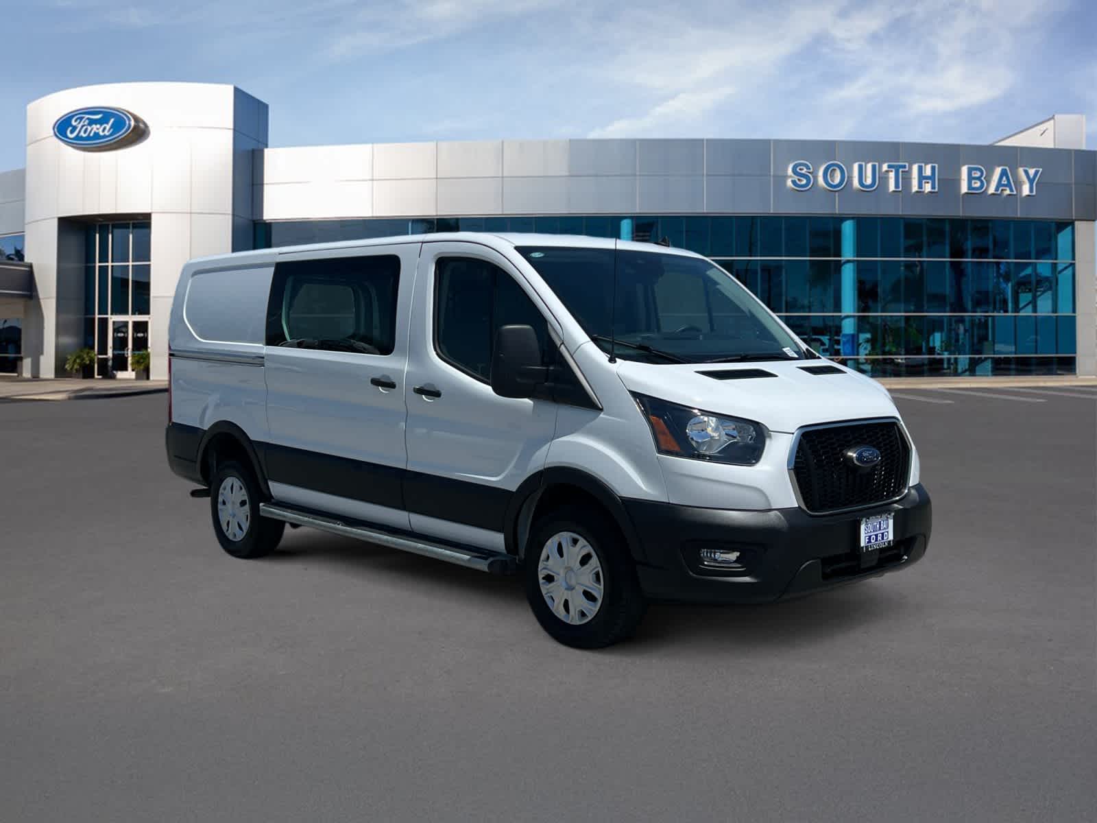 2025 Ford Transit Cargo Van T-250 130" Low Rf 9070 GVWR RWD