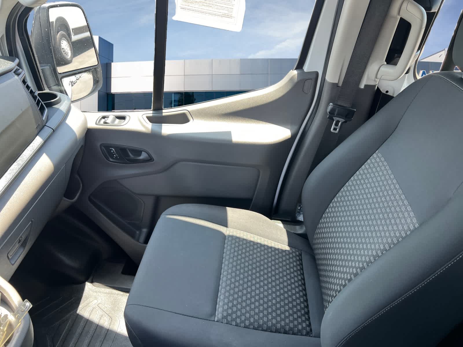 2025 Ford Transit Cargo Van T-250 130" Low Rf 9070 GVWR RWD