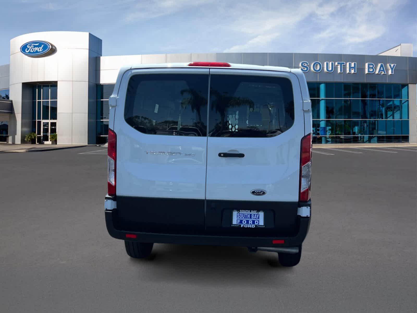 2025 Ford Transit Cargo Van T-250 130" Low Rf 9070 GVWR RWD