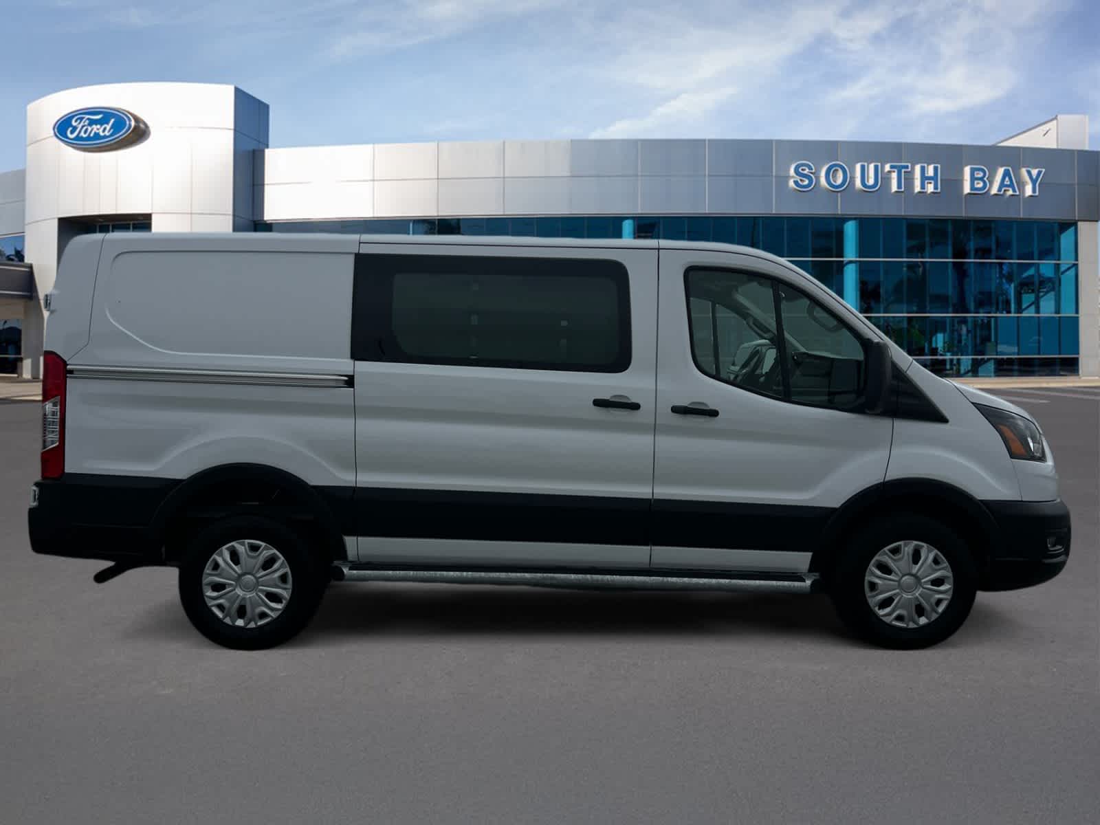 2025 Ford Transit Cargo Van T-250 130" Low Rf 9070 GVWR RWD