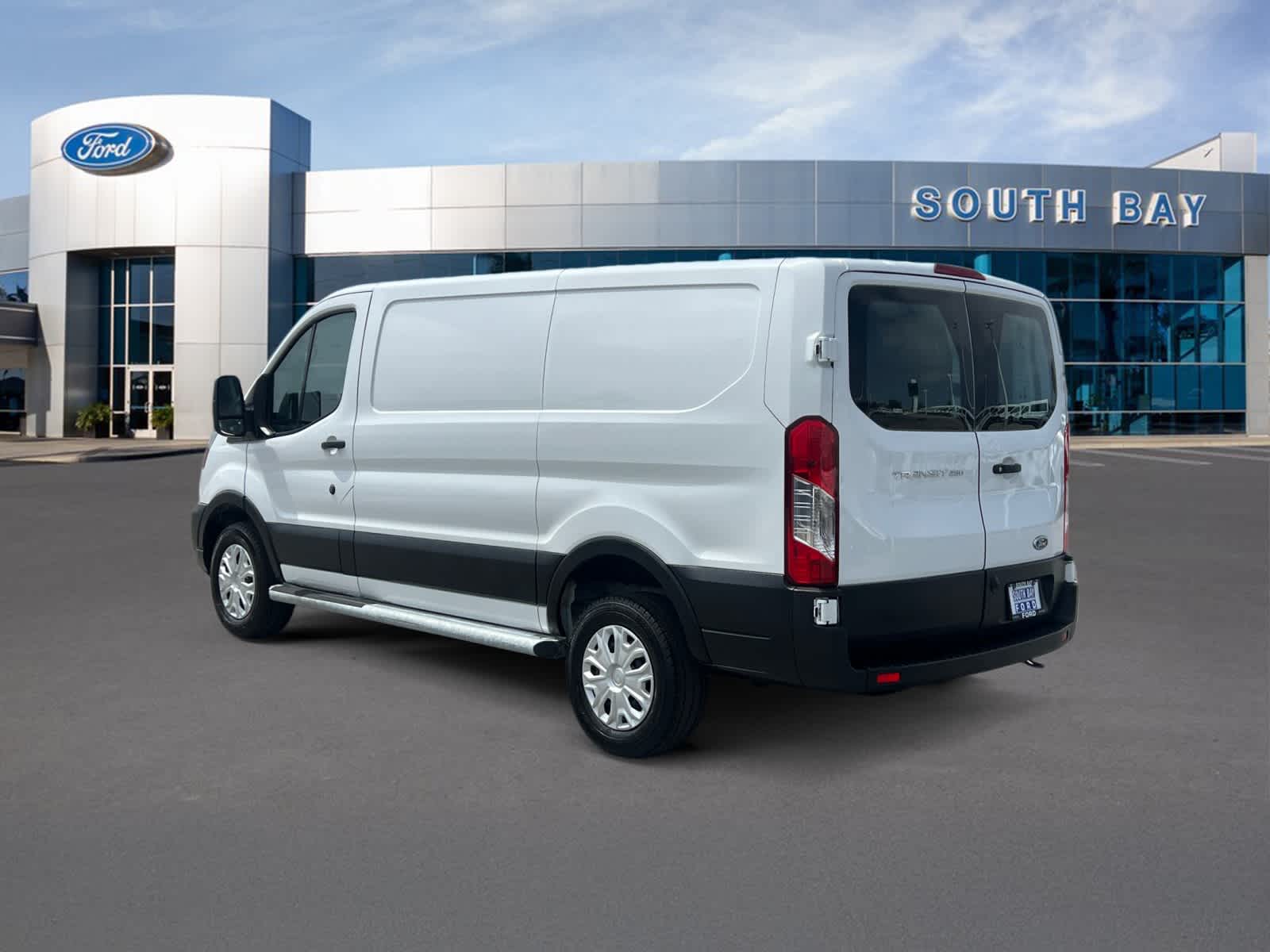 2025 Ford Transit Cargo Van T-250 130" Low Rf 9070 GVWR RWD