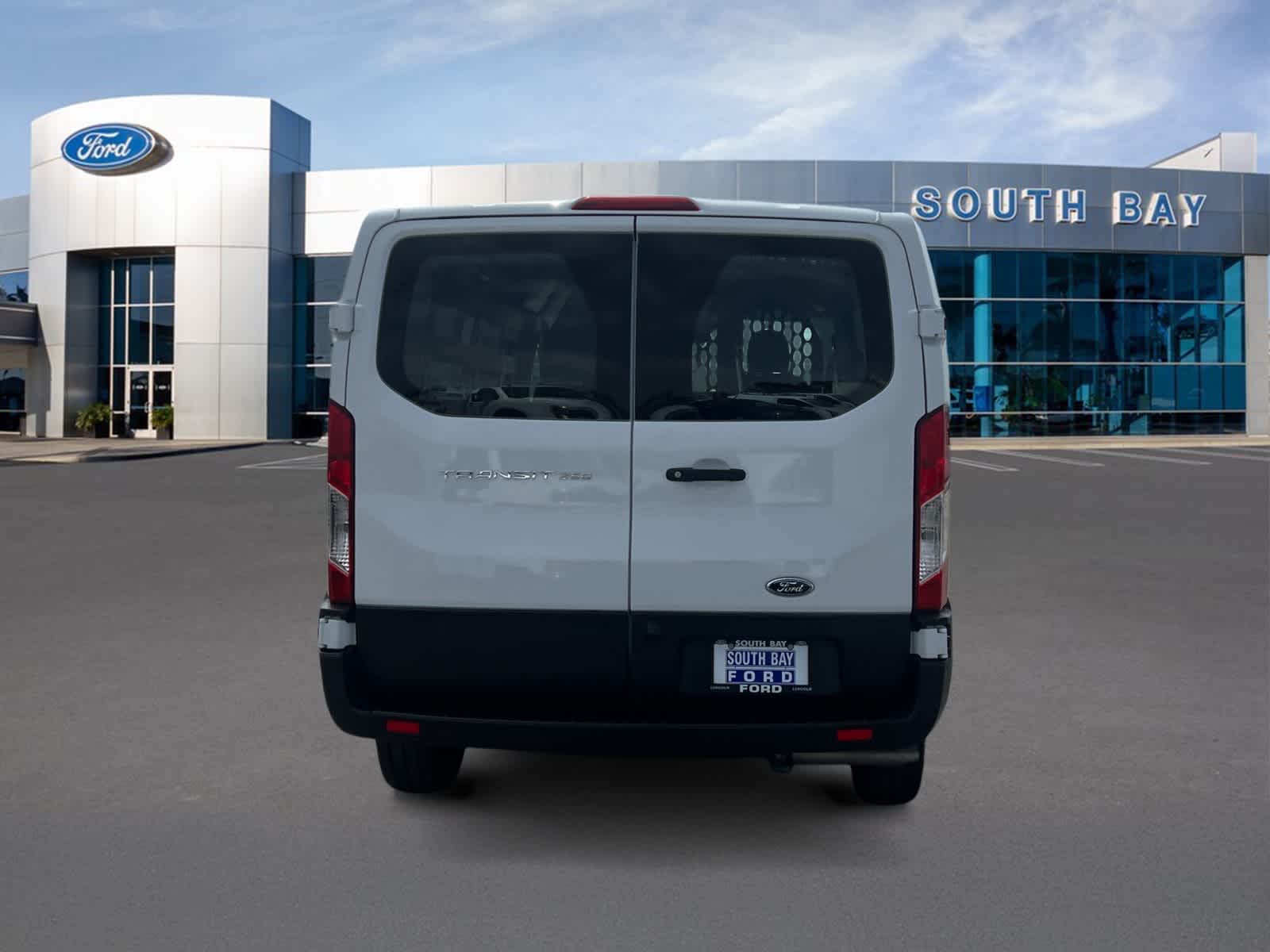 2025 Ford Transit Cargo Van T-250 130" Low Rf 9070 GVWR RWD
