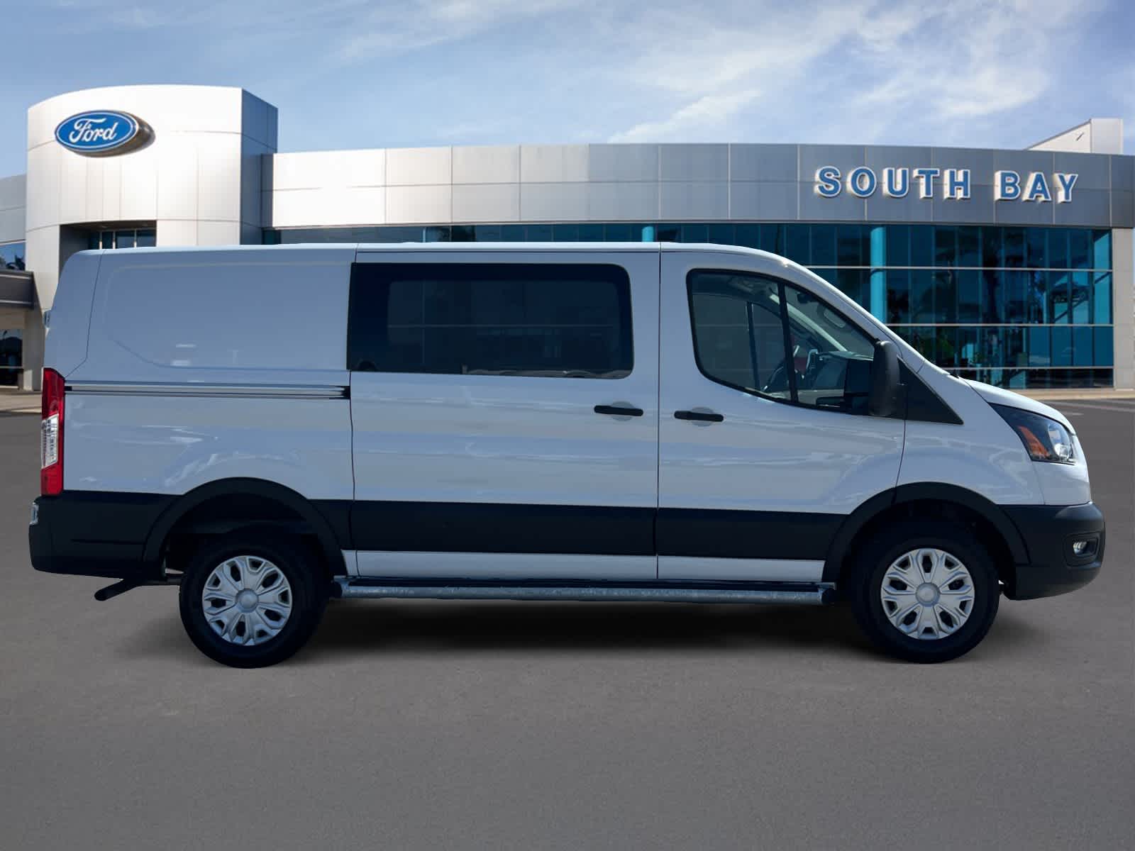 2025 Ford Transit Cargo Van T-250 130" Low Rf 9070 GVWR RWD