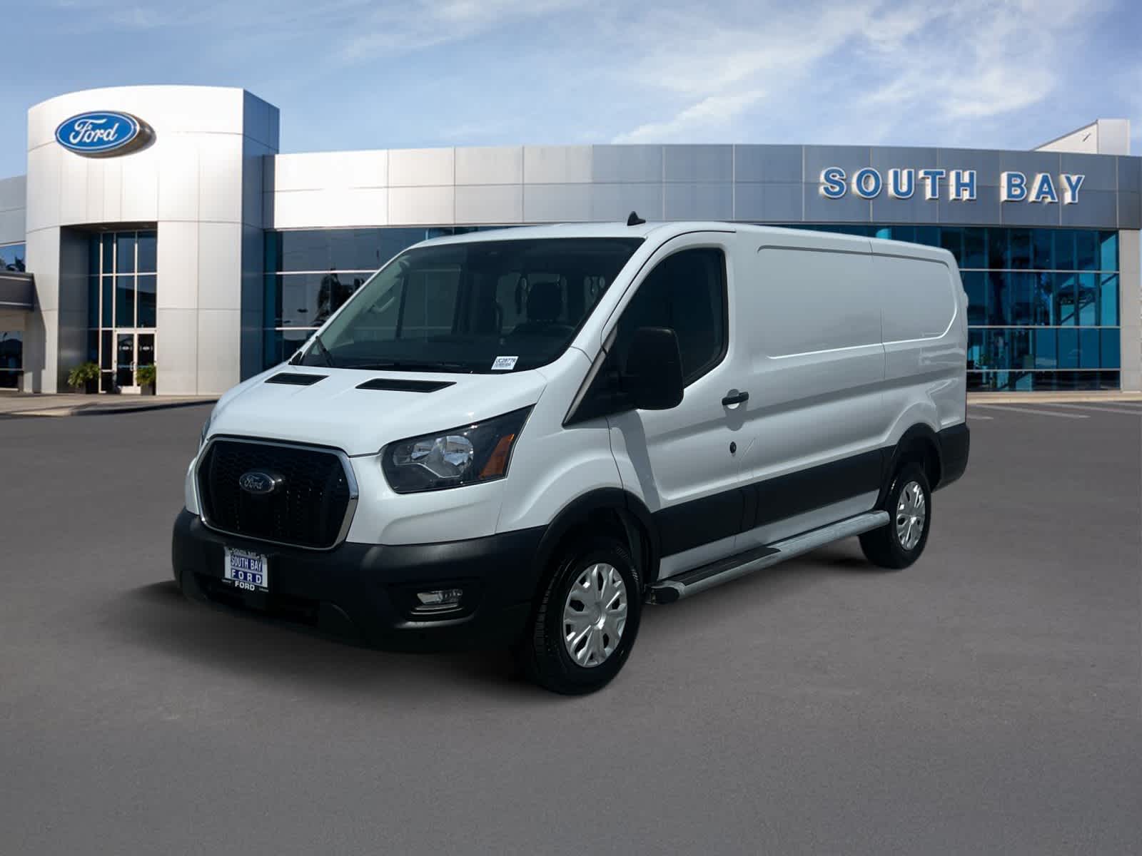 2025 Ford Transit Cargo Van T-250 130" Low Rf 9070 GVWR RWD